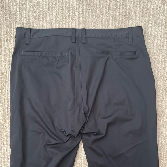 Rhone Men’s 34 Black Commuter Classic Pants Cuffed Ankle Zipper Stretch Chino - Picture 9 of 12